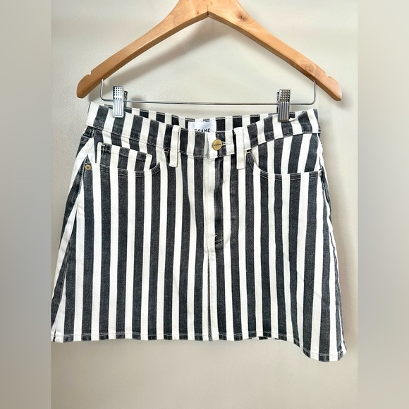 FRAME Le Mini Stripe Denim Skirt Size 28 (Size 6) - Picture 3 of 8